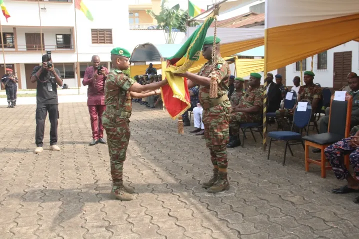 Le lieutenant colonel Jean Olou prend les rênes de l'École nationale supérieure des armées du Bénin