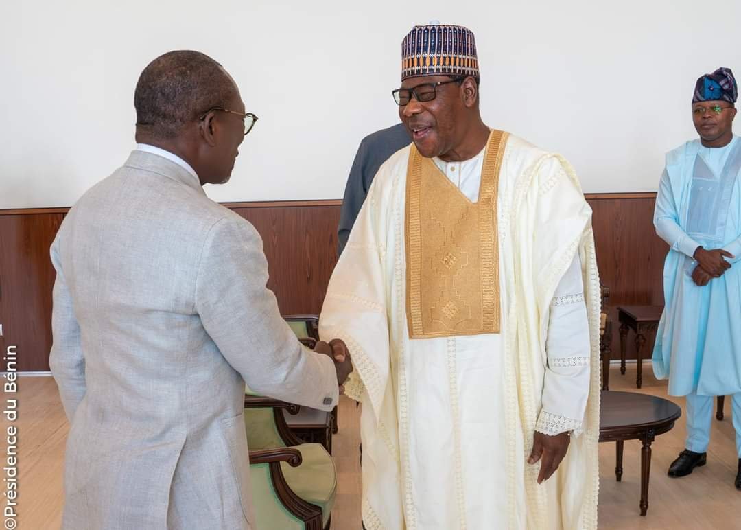 Le président béninois Patrice Talon et son prédécesseur Boni Yayi. © Présidence du Bénin