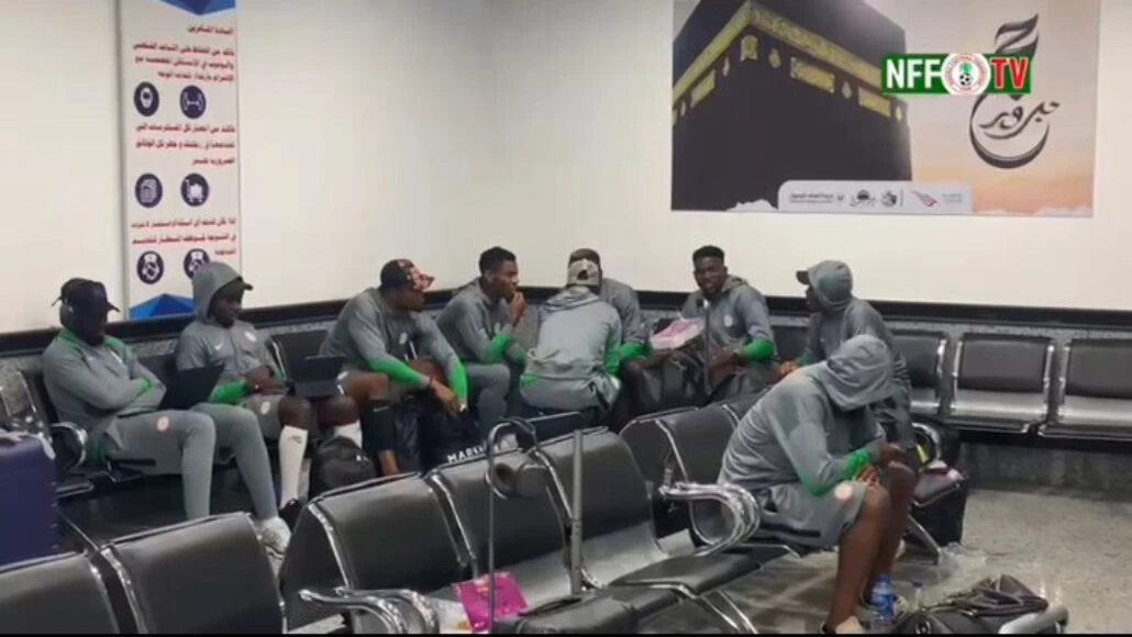 Des Super Eagles du Nigeria bloqués dans un aéroport en Libye