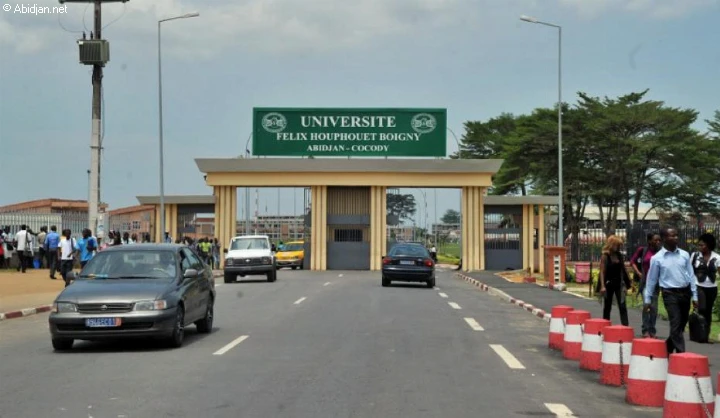 Entrée de l'Université Félix Houphouët-Boigny d'Abidjan